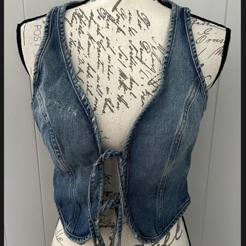 Wild Fable Blue Tie Front Sleeveless Top